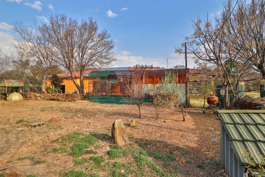 4 Bedroom Property for Sale in Hartzenbergfontein Gauteng