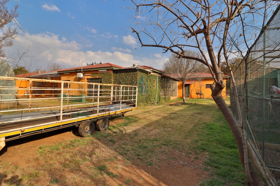 4 Bedroom Property for Sale in Hartzenbergfontein Gauteng