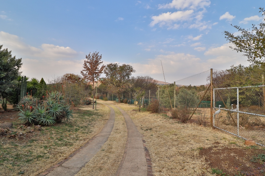 4 Bedroom Property for Sale in Hartzenbergfontein Gauteng