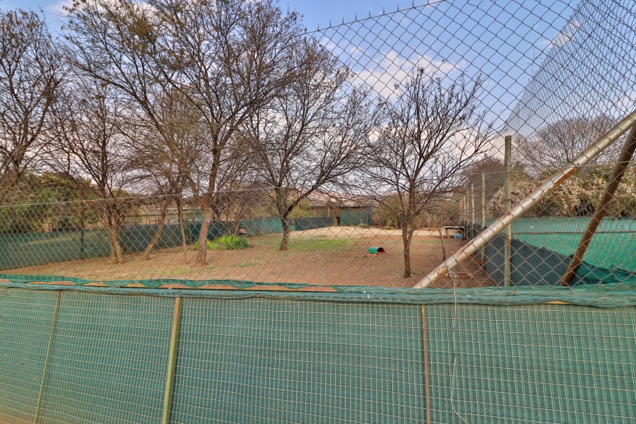 4 Bedroom Property for Sale in Hartzenbergfontein Gauteng