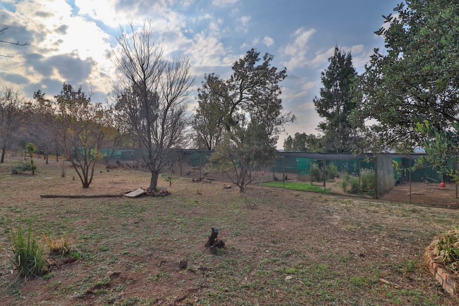 4 Bedroom Property for Sale in Hartzenbergfontein Gauteng