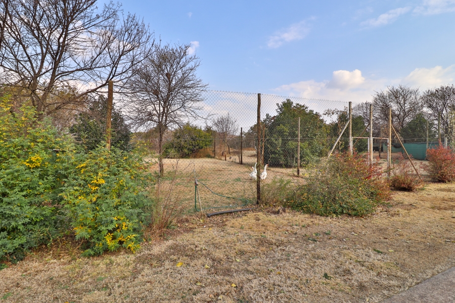4 Bedroom Property for Sale in Hartzenbergfontein Gauteng