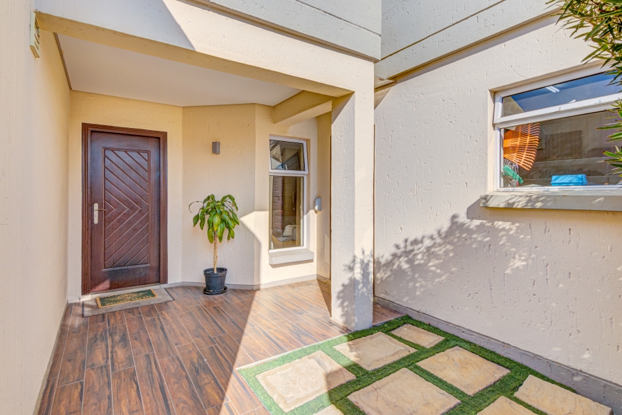 3 Bedroom Property for Sale in Sunninghill Gauteng