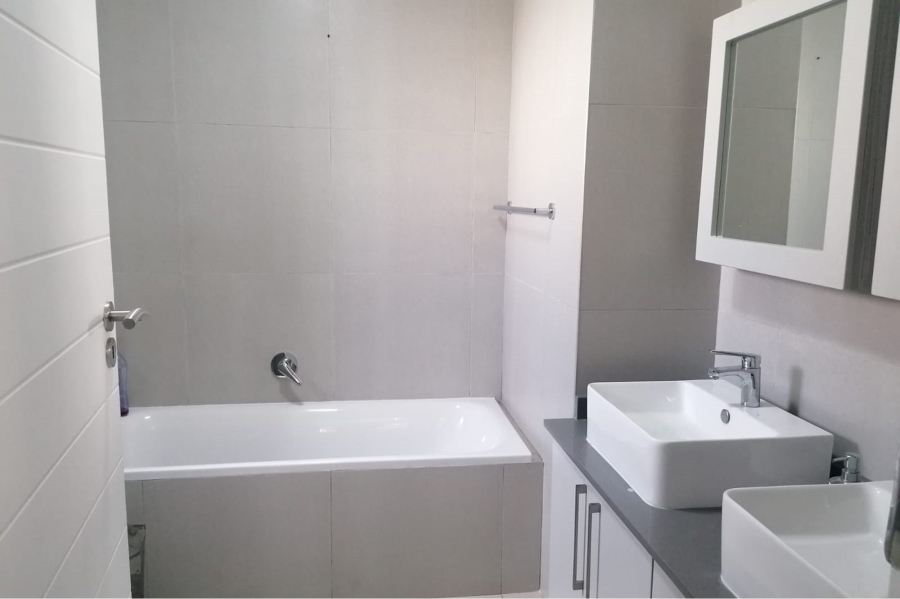 3 Bedroom Property for Sale in Carlswald Gauteng