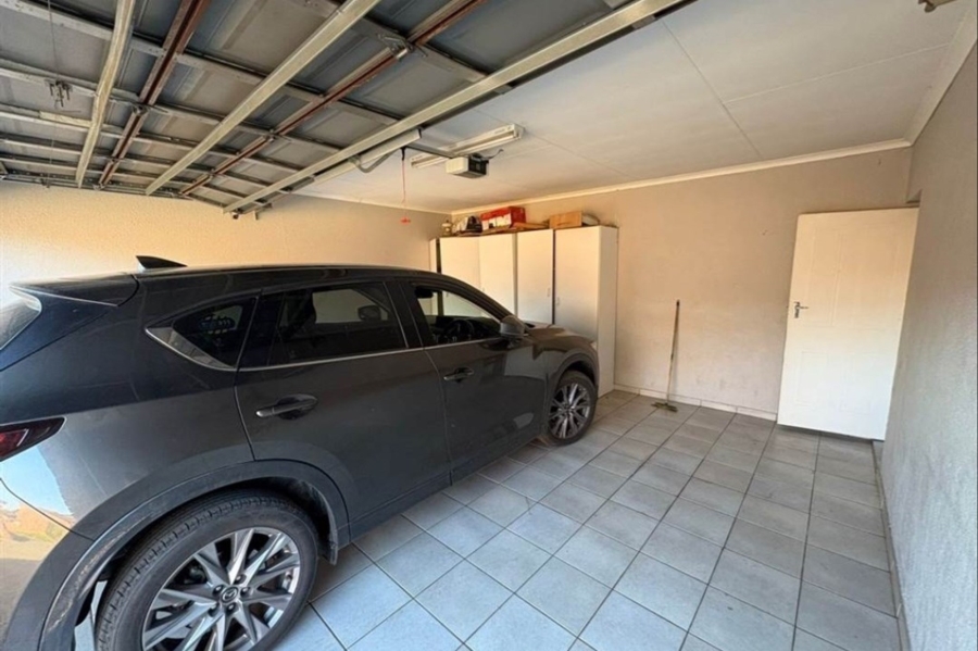 3 Bedroom Property for Sale in Theresa Park Gauteng