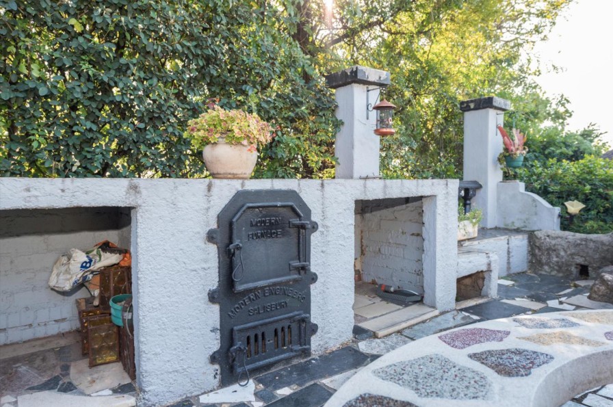 4 Bedroom Property for Sale in Kensington Gauteng