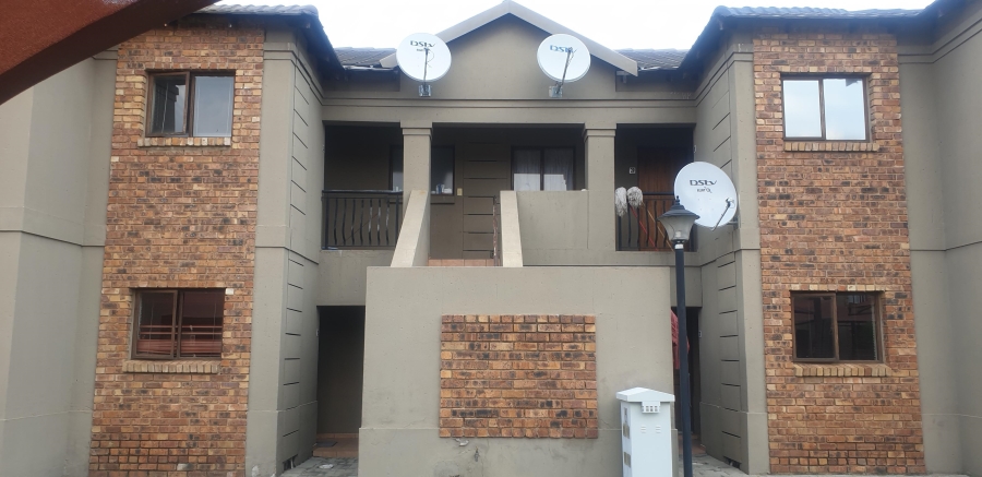 2 Bedroom Property for Sale in Helderwyk Gauteng