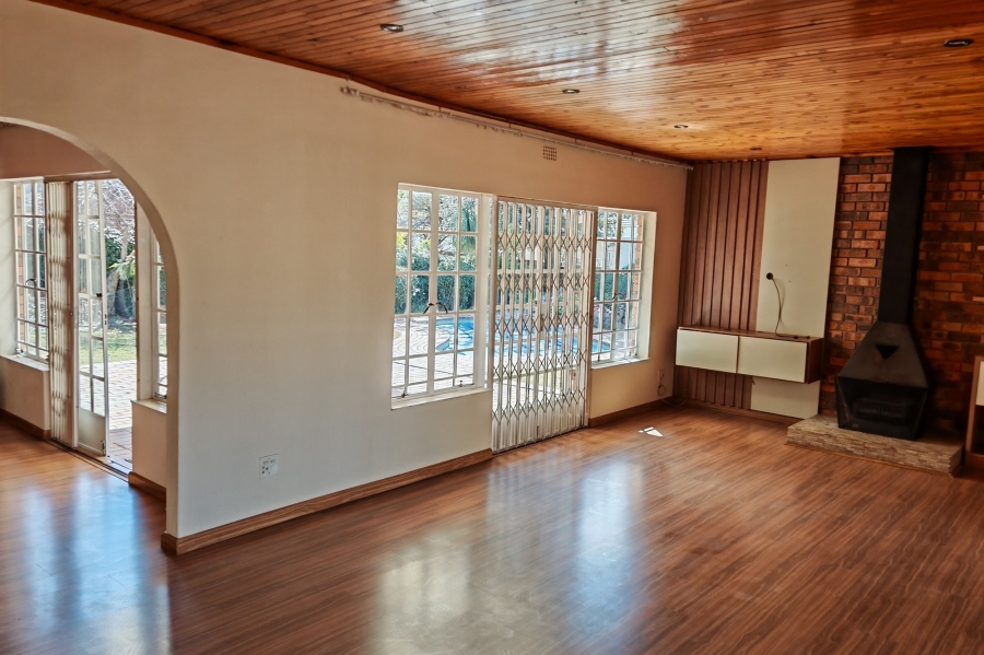 To Let 3 Bedroom Property for Rent in Olivedale Gauteng