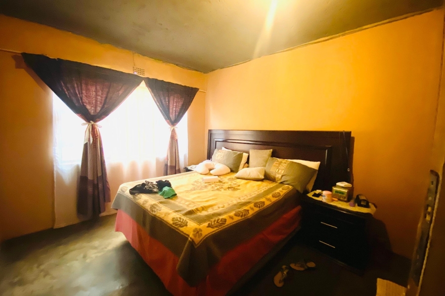 7 Bedroom Property for Sale in Maokeng Gauteng