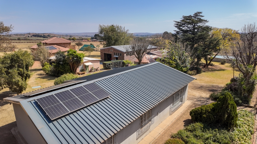 4 Bedroom Property for Sale in Hartzenbergfontein Gauteng