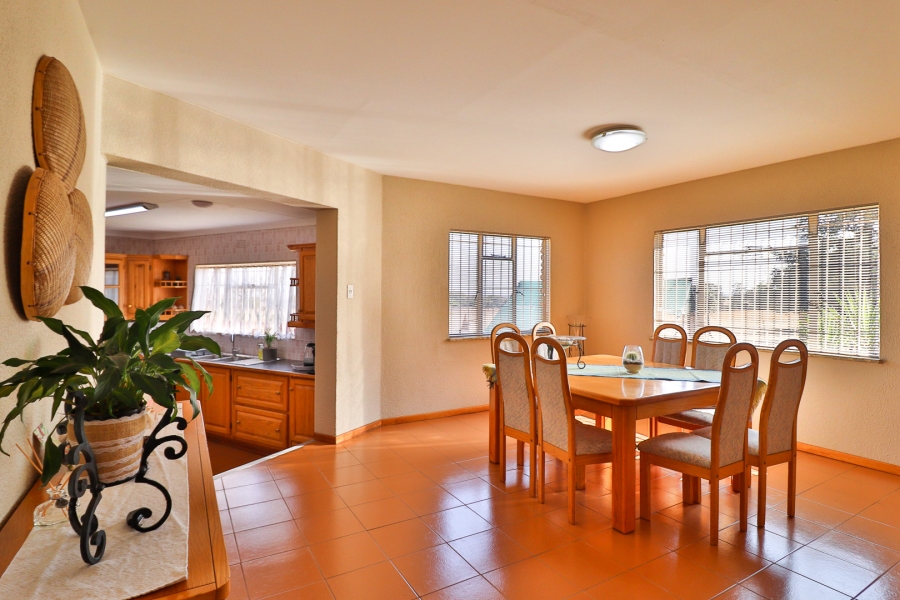 4 Bedroom Property for Sale in Hartzenbergfontein Gauteng
