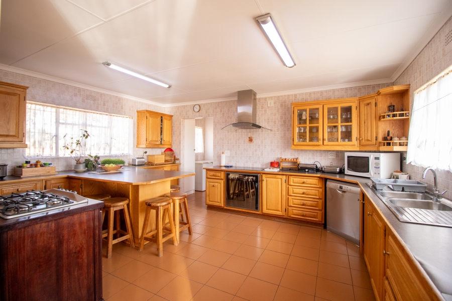 4 Bedroom Property for Sale in Hartzenbergfontein Gauteng