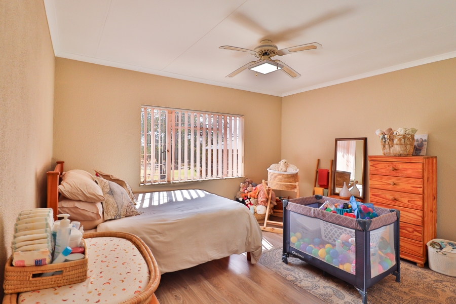 4 Bedroom Property for Sale in Hartzenbergfontein Gauteng