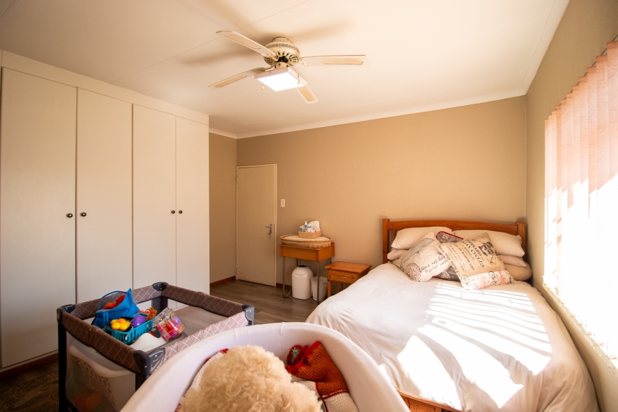 4 Bedroom Property for Sale in Hartzenbergfontein Gauteng