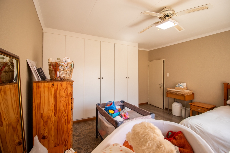 4 Bedroom Property for Sale in Hartzenbergfontein Gauteng