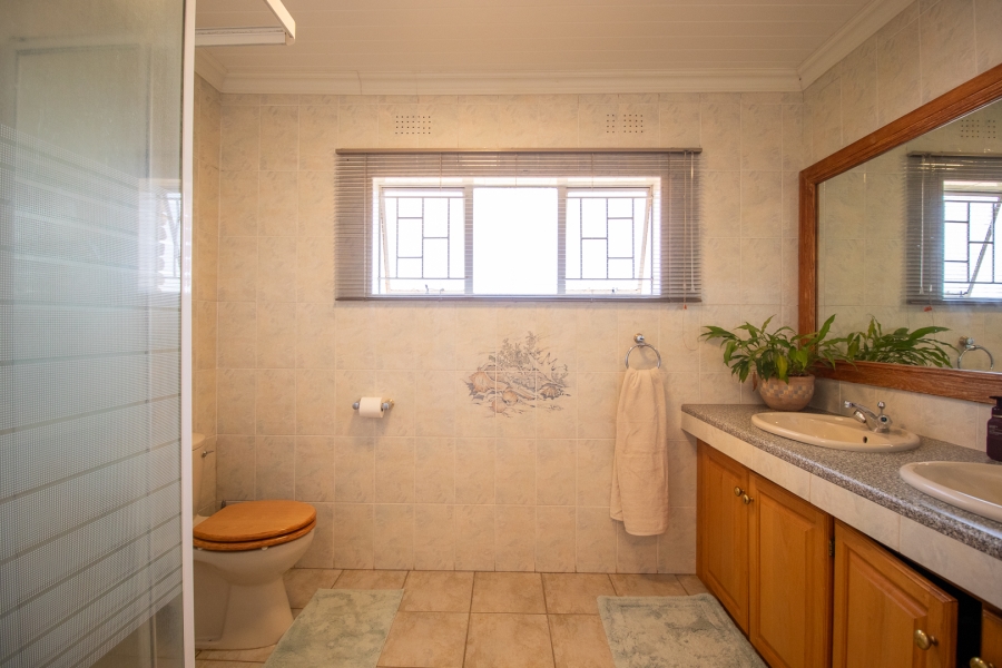 4 Bedroom Property for Sale in Hartzenbergfontein Gauteng
