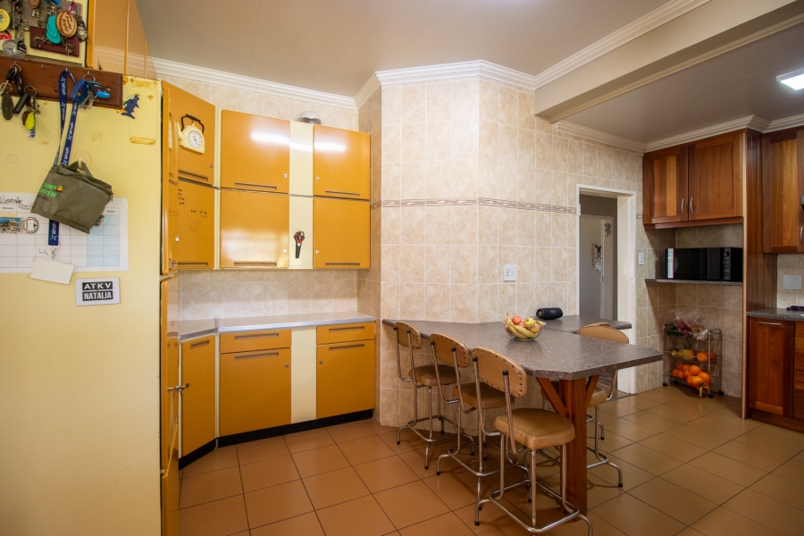 4 Bedroom Property for Sale in Hartzenbergfontein Gauteng