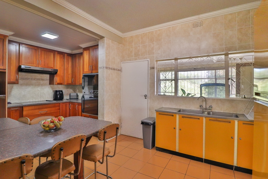 4 Bedroom Property for Sale in Hartzenbergfontein Gauteng