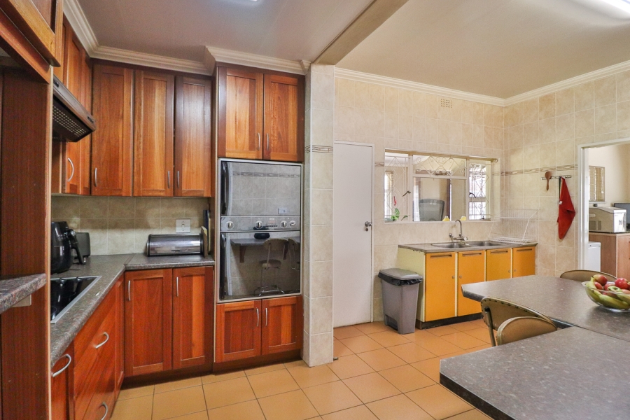 4 Bedroom Property for Sale in Hartzenbergfontein Gauteng