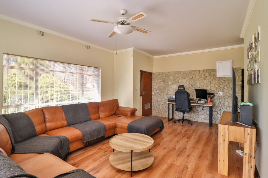 4 Bedroom Property for Sale in Hartzenbergfontein Gauteng