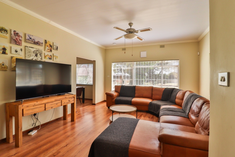 4 Bedroom Property for Sale in Hartzenbergfontein Gauteng