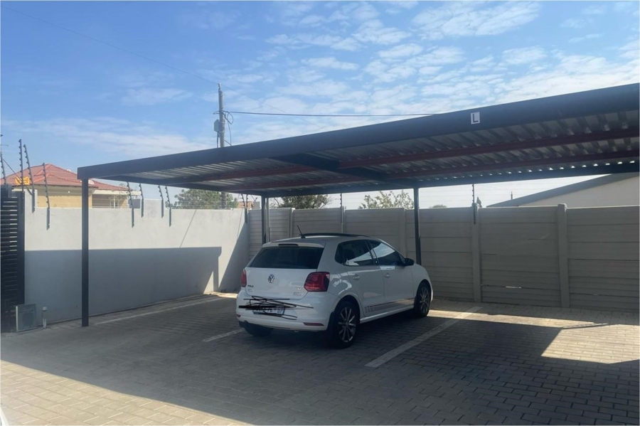 To Let 0 Bedroom Property for Rent in Noordwyk Gauteng