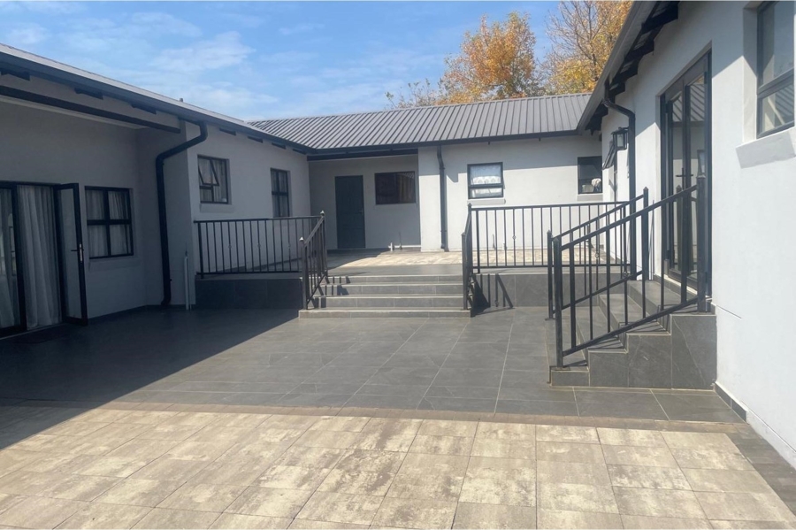 To Let 0 Bedroom Property for Rent in Noordwyk Gauteng