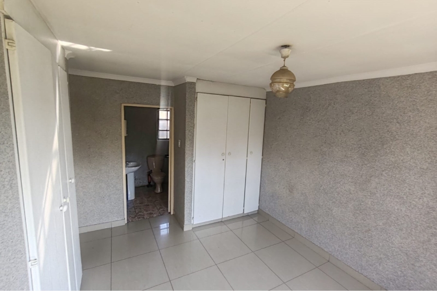 To Let 3 Bedroom Property for Rent in Noordwyk Gauteng