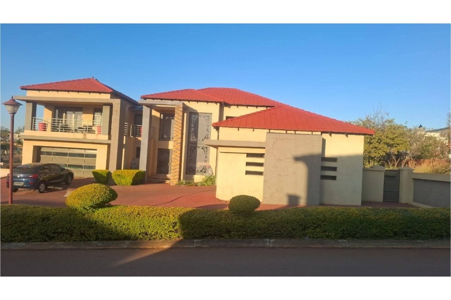 5 Bedroom Property for Sale in Magaliesberg Country Estate Gauteng