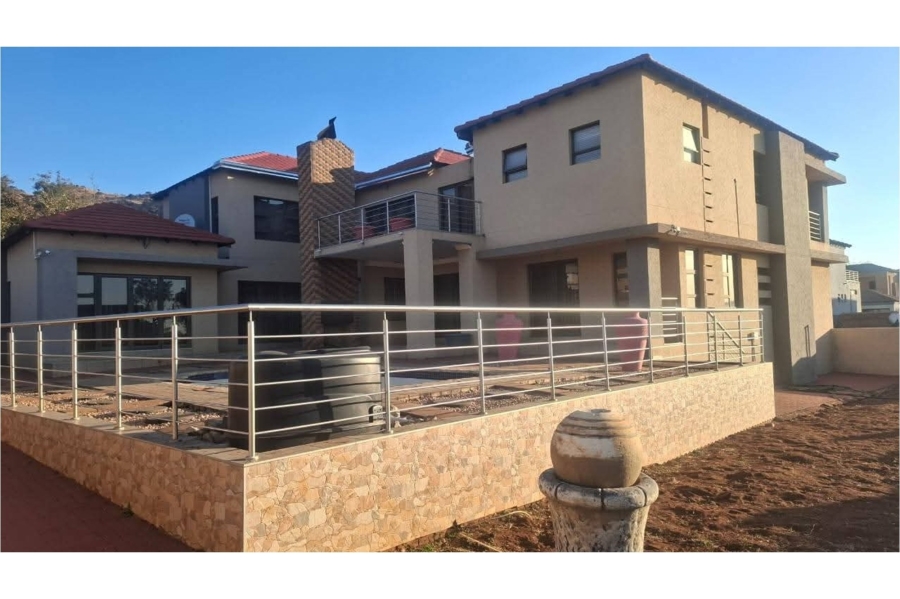 5 Bedroom Property for Sale in Magaliesberg Country Estate Gauteng