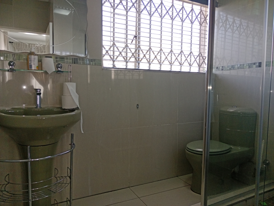 4 Bedroom Property for Sale in Lombardy East Gauteng