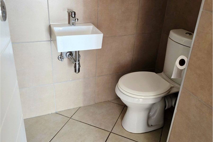 To Let 4 Bedroom Property for Rent in Monavoni Gauteng