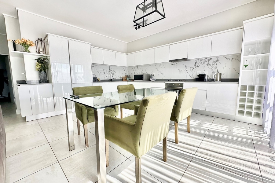 2 Bedroom Property for Sale in The Polofields Gauteng