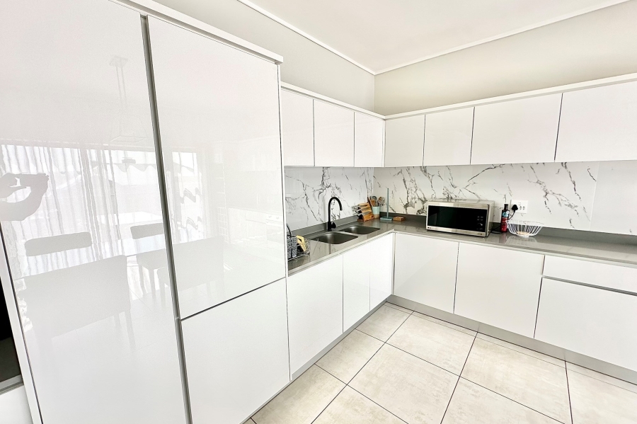 2 Bedroom Property for Sale in The Polofields Gauteng