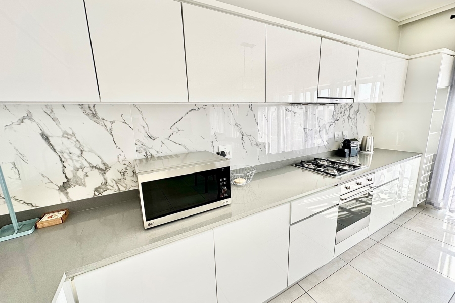 2 Bedroom Property for Sale in The Polofields Gauteng