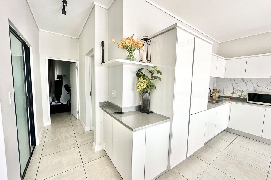 2 Bedroom Property for Sale in The Polofields Gauteng