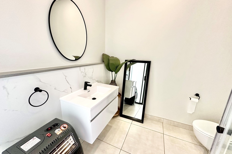 2 Bedroom Property for Sale in The Polofields Gauteng