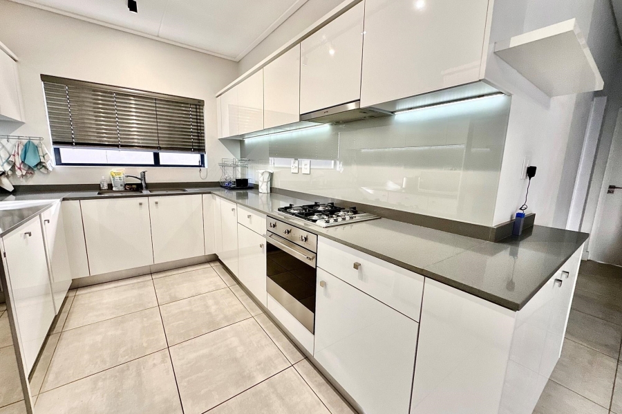 3 Bedroom Property for Sale in The Polofields Gauteng