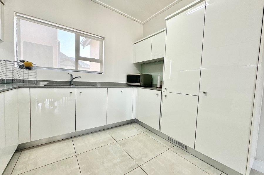 2 Bedroom Property for Sale in The Polofields Gauteng