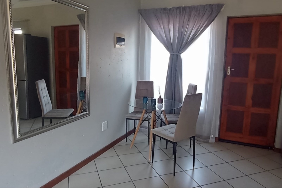 2 Bedroom Property for Sale in Theresa Park Gauteng