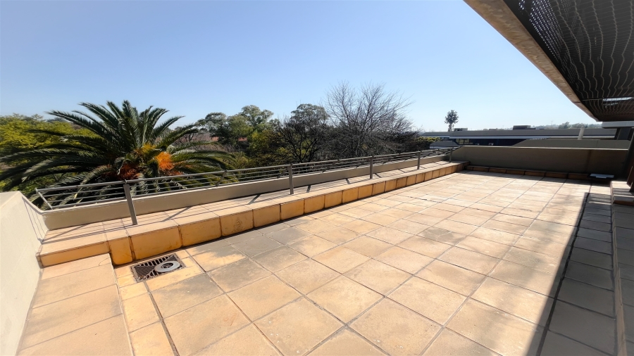 To Let commercial Property for Rent in Essexwold Gauteng