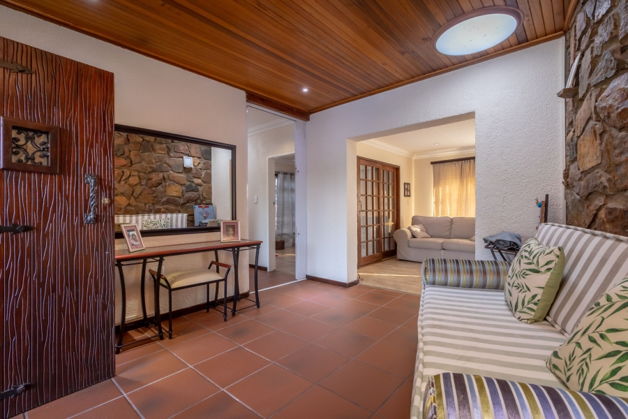 5 Bedroom Property for Sale in Noordheuwel Gauteng