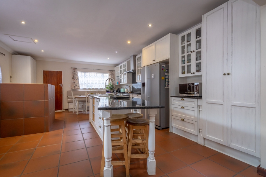 5 Bedroom Property for Sale in Noordheuwel Gauteng