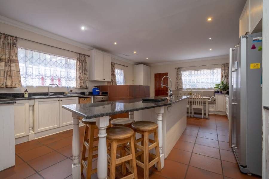 5 Bedroom Property for Sale in Noordheuwel Gauteng