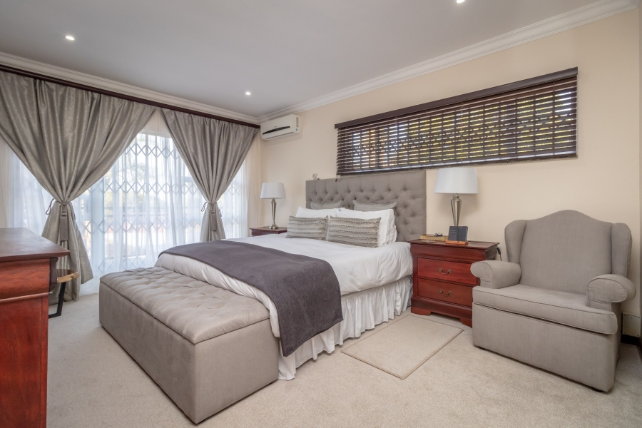 5 Bedroom Property for Sale in Noordheuwel Gauteng