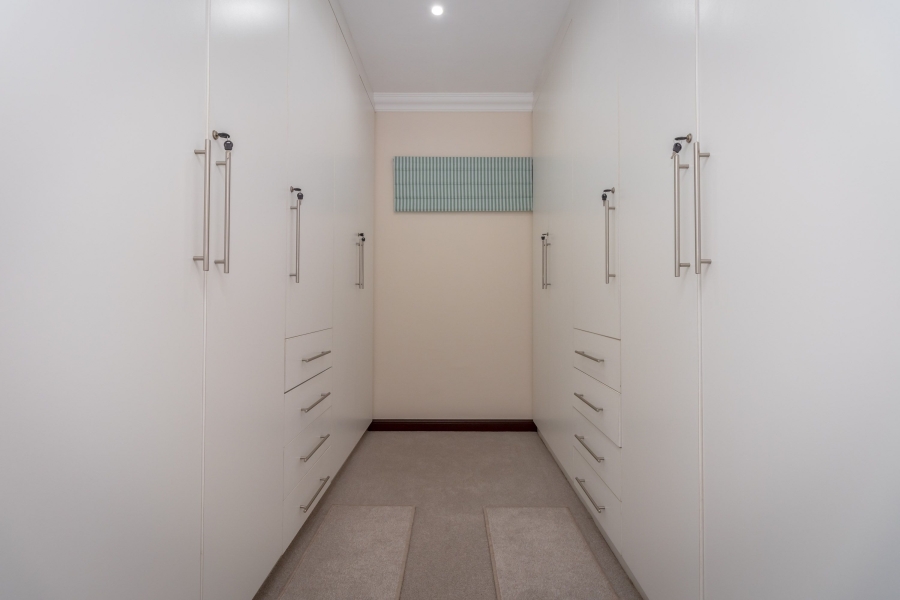 5 Bedroom Property for Sale in Noordheuwel Gauteng
