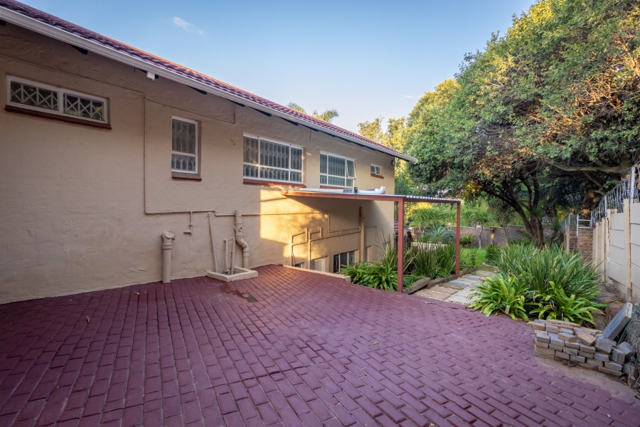 5 Bedroom Property for Sale in Noordheuwel Gauteng