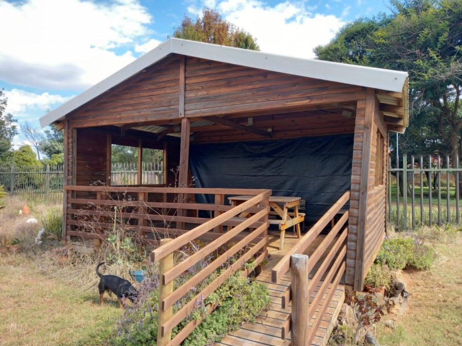 6 Bedroom Property for Sale in Bootha A H Gauteng
