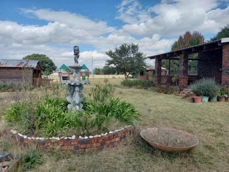 6 Bedroom Property for Sale in Bootha A H Gauteng