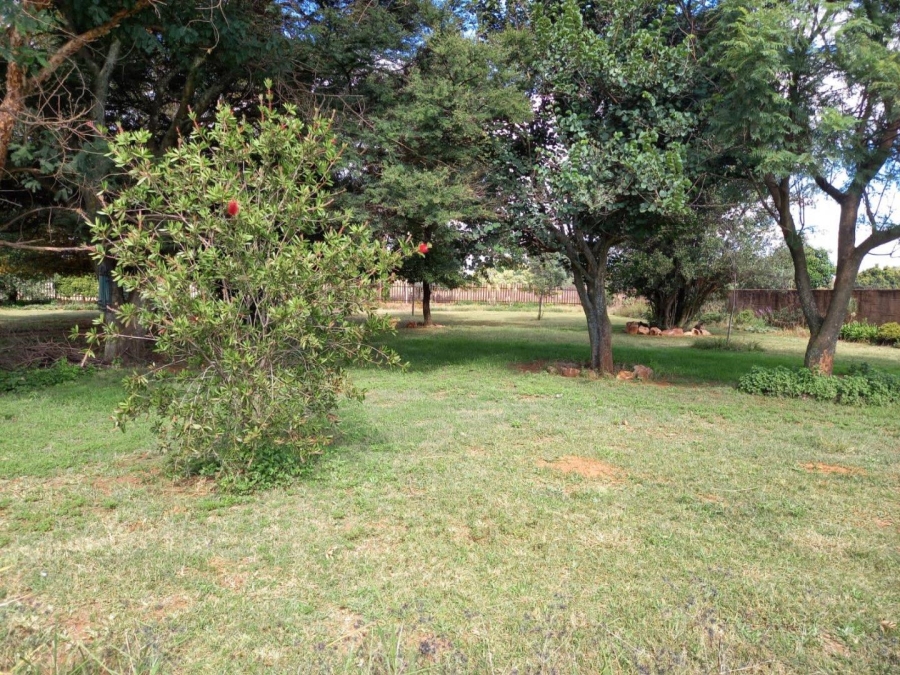 6 Bedroom Property for Sale in Bootha A H Gauteng